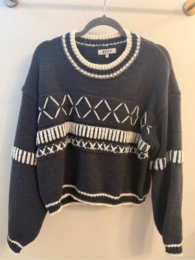 Navy Grey Bandit Sweater
